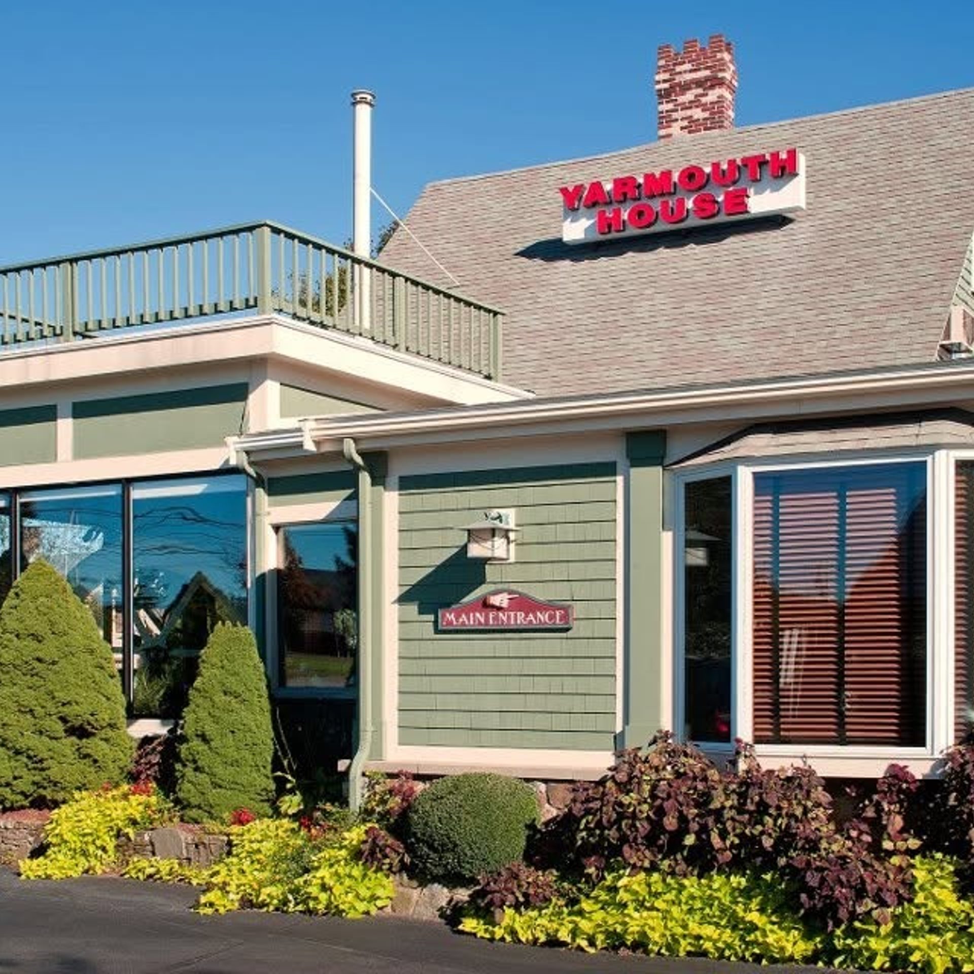 Visit Yarmouth House